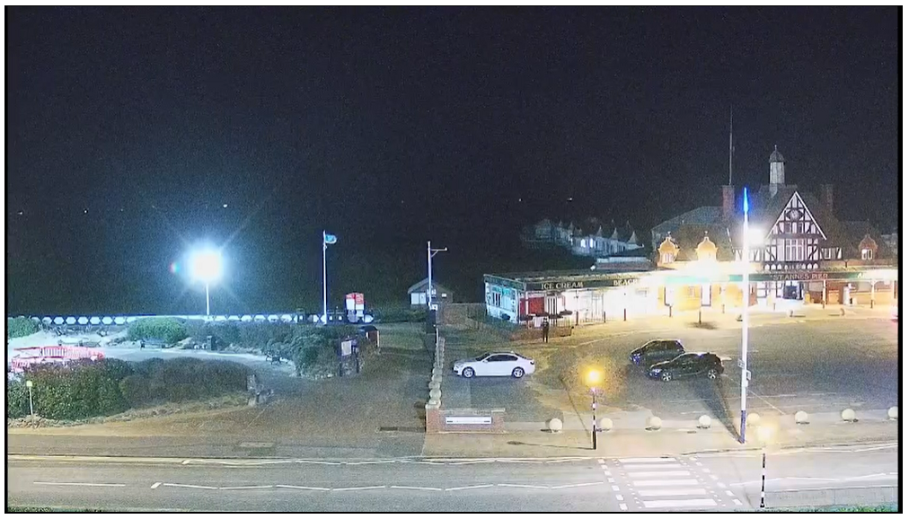 Lytham St Annes Beach & Pier Webcam Simply Blackpool at www.Blackpool.cc Lytham St Annes Beach & Pier Webcam Simply Blackpool at www.Blackpool.cc